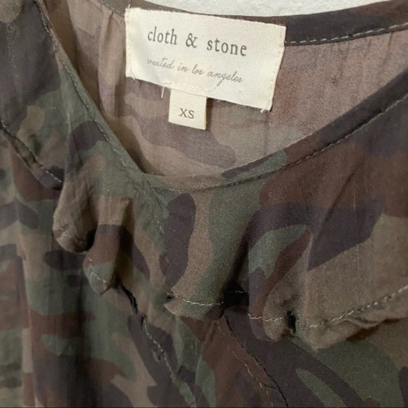 ANTHROPOLOGIE Cloth & Stone Camo Camisole XS - Picture 3 of 4